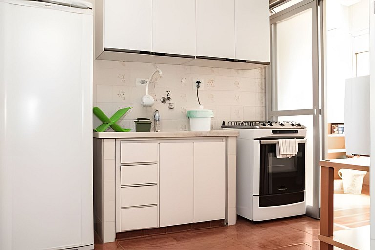 Liberdade CLEAN AC Camargo Vaga Metro 3Dorm