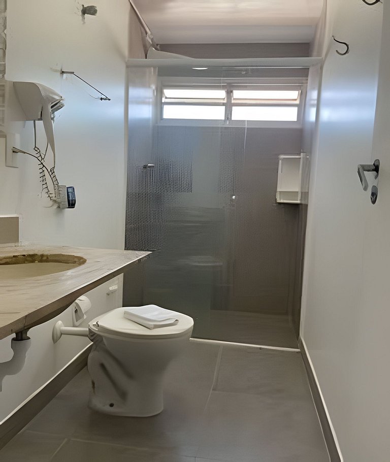 Vila Olímpia Yellow  by Mob Inn