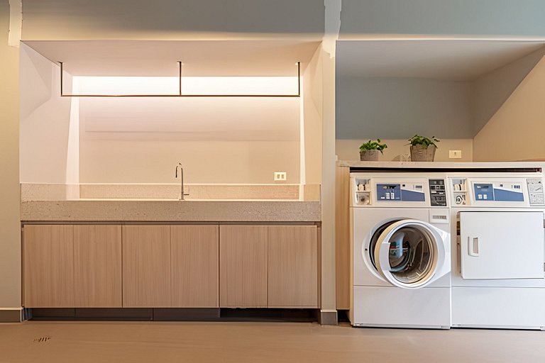 HUB Vila Madalena ACADEMiA METRO