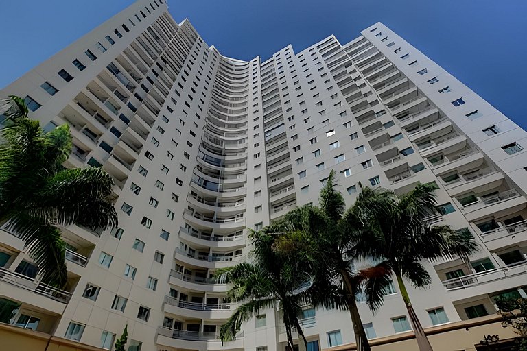 Quality BC 2 DORM Piscina Wifi Academia Vaga Metrô