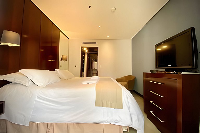 Itaim Alto Padrão 2suítes MobInn 803