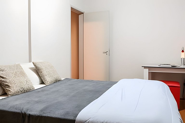 Liberdade GREY AC Camargo Vaga Metro 3Dorm