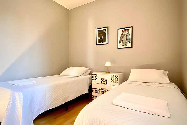 ★LIBERDADE BLACK By Mob Inn★WIFI★AC CAMARGO★METRÔ