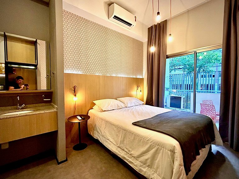 E Side Vila Madalena 53