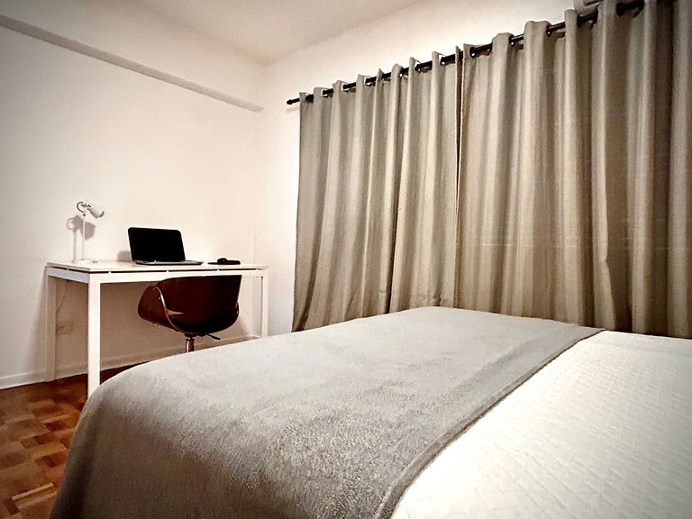 Vila Olímpia Jade 3 DORM Wifi Vaga Metro Insper