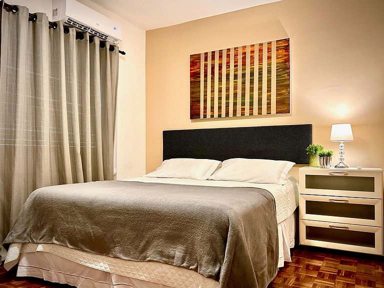 Vila Olímpia Jade 3 DORM Wifi Vaga Metro Insper