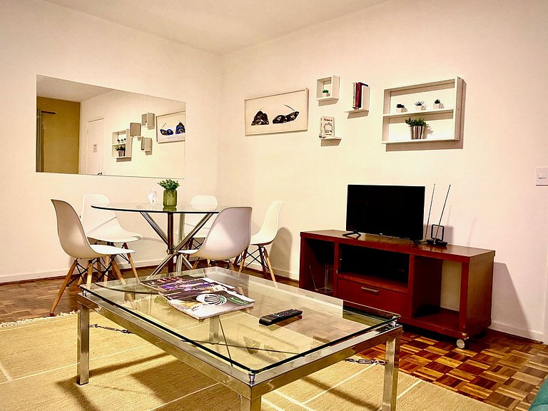 Vila Olímpia Jade 3 DORM Wifi Vaga Metro Insper